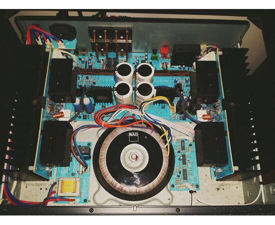 NAD C 272 Stereo Power Amplifier - Amplifiers - Pre-amplifiers  στο Stereopark